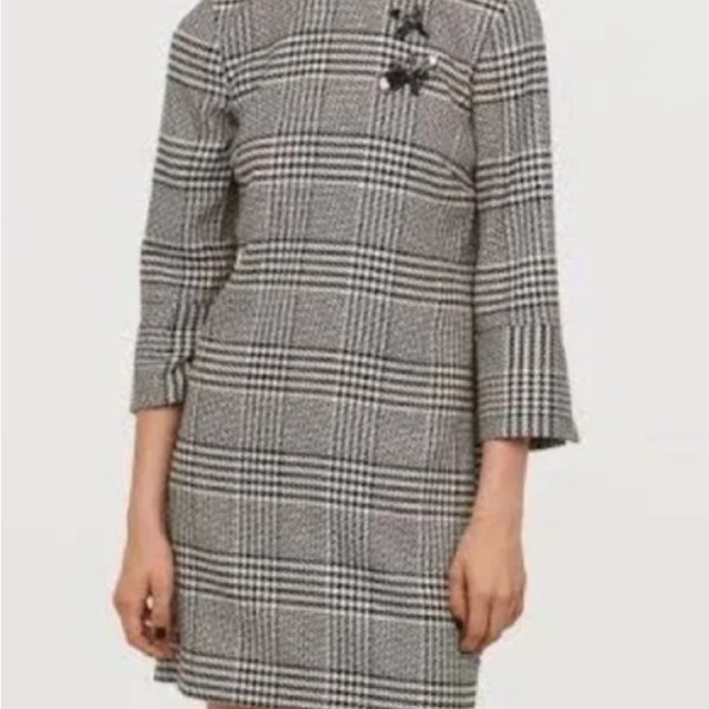 H&M Black and White Houndstooth Dress